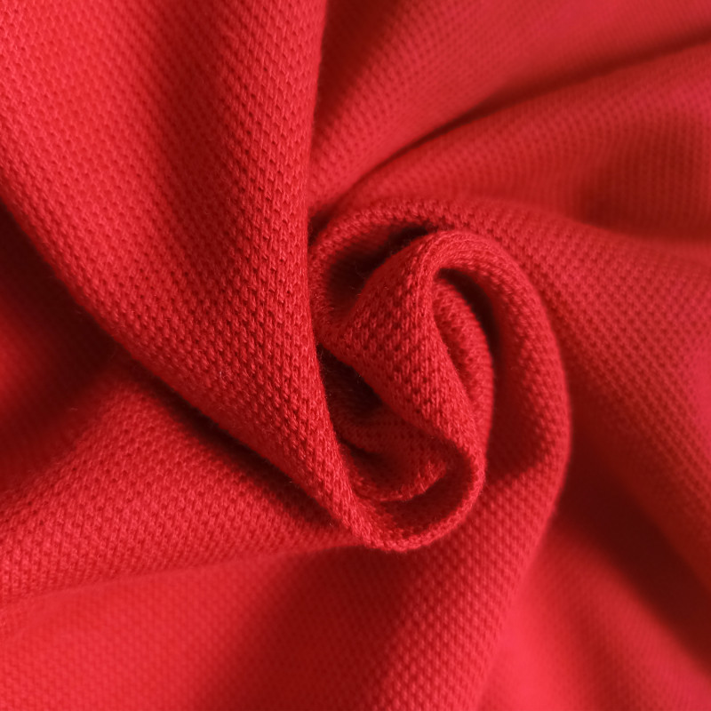 Camiseta tipo polo básica