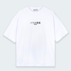 Camiseta oversize cuello redondo AKUMA