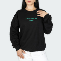 Buzo cuello redondo, con estampado de LOS ANGELES en color Negro