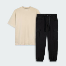 Combo de camiseta regular y jogger