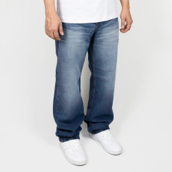 Combo jean y camiseta oversize básico