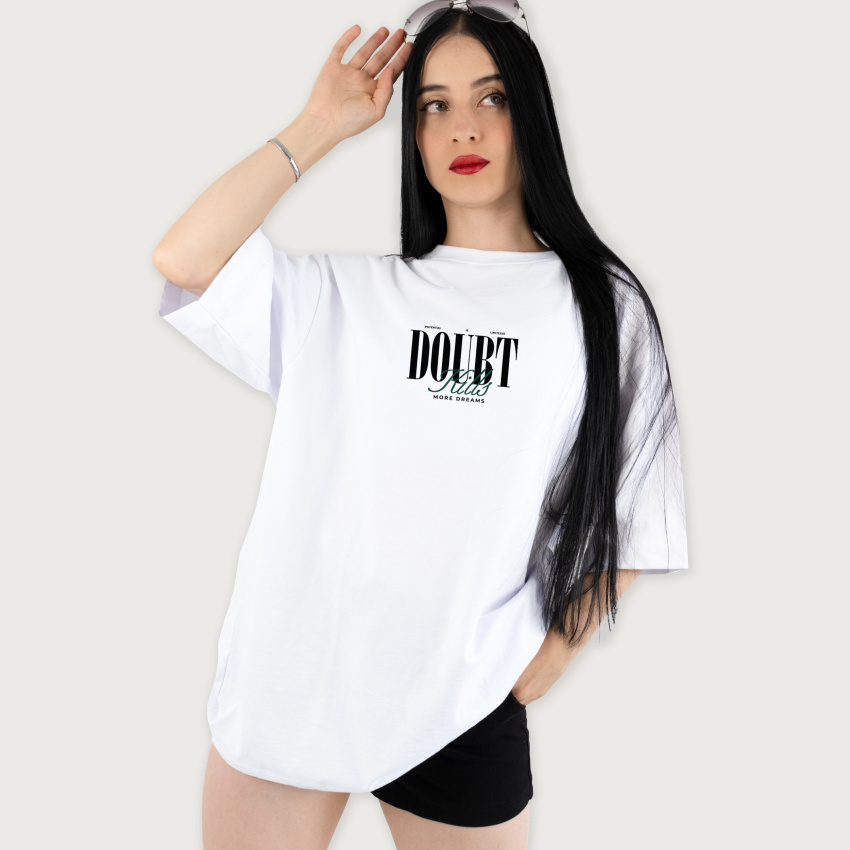 Camiseta para mujer oversize DOUBT KILLS