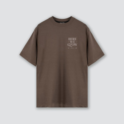 Camiseta oversize café premium HERE WE GLOW