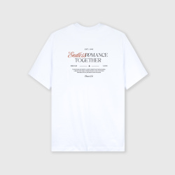 Camiseta blanca regular con estampado atrás ROMANCE