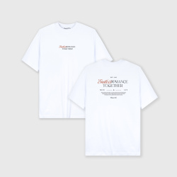 Camiseta blanca regular con estampado atrás ROMANCE